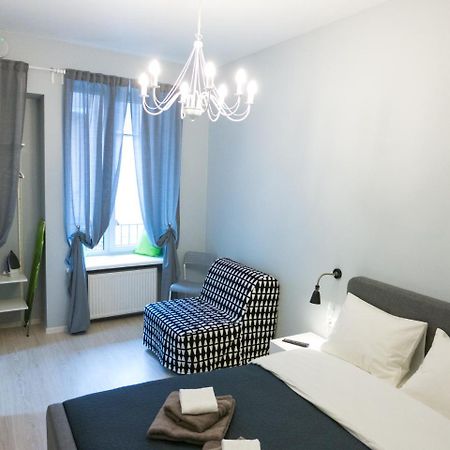 Snizhna 4 Apartamento Lviv Exterior foto
