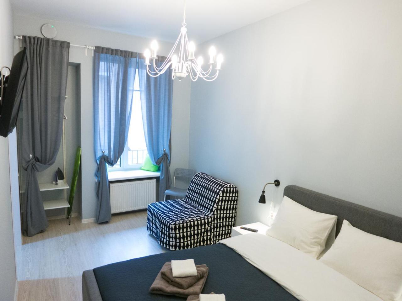 Snizhna 4 Apartamento Lviv Exterior foto